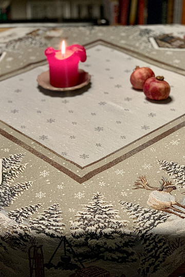 Tapestry tablecloth, scarf and place setting WINTER LANDSCAPE