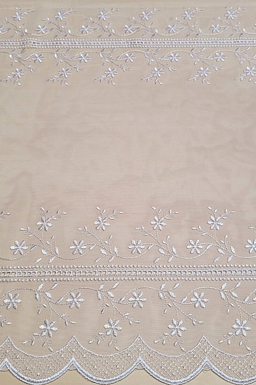 Curtains with embroidery 521/601