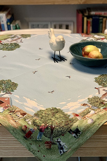 Tapestry tablecloths and scarves COUNTRYSIDE
