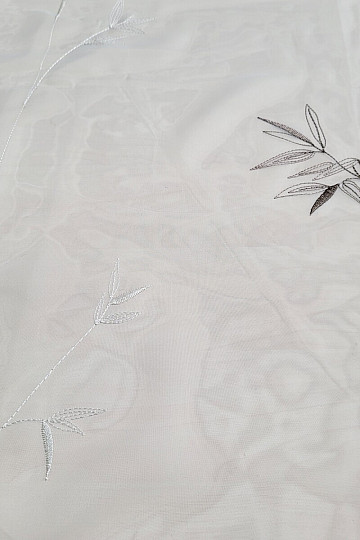 Luxury embroidered curtain GERSTER 11757 white