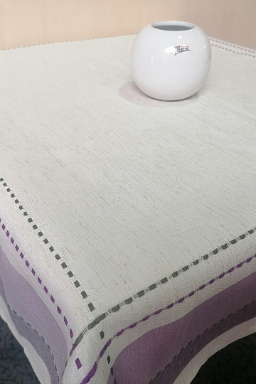 Tablecloths and scarves purple-gray with green stitching