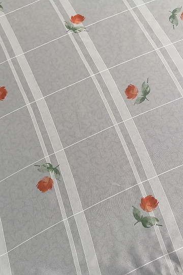 Light cream voile curtain - roses