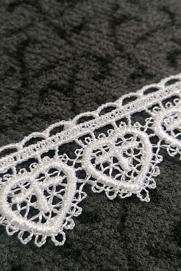 Lace 5191/01 - 3 cm white heart