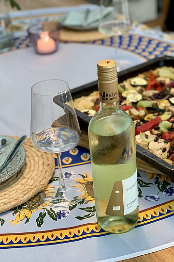 SUNFLOWER tablecloth and circle