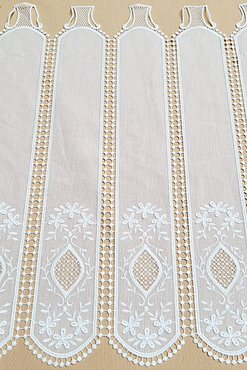 Luxurious embroidered stained glass curtain IVORY