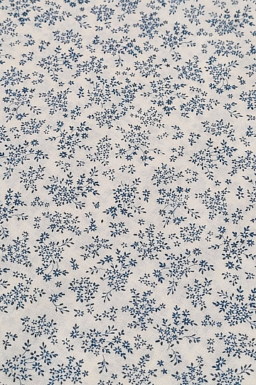 Cotton fabric PANICULATA BLUE SMALL