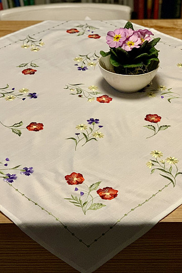 Embroidered tablecloth FLOWERS IN A SQUARE