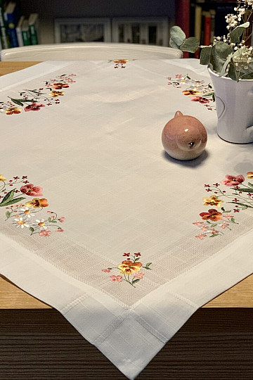 Embroidered tablecloth and shawl GARDEN FLOWERS