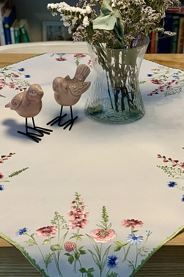 Embroidered tablecloth and shawl MEADOW FLOWERS