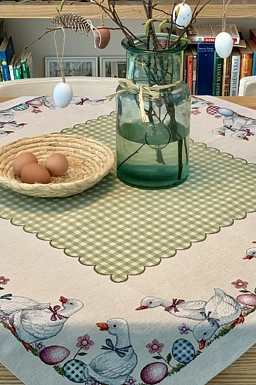 Tapestry tablecloth and scarf GREEN CHECKED BUGS
