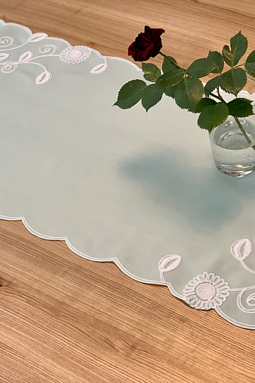 MINT FLOWERS embroidered scarf