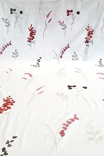 Finished luxury curtain