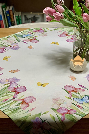 Tablecloth Irises