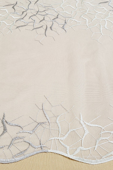 GERSTER 11686/0840 BEIGE AND WHITE EMBROIDERY