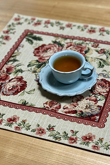 Tapestry placemat LARGE ROSE LACE