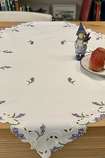 Embroidered tablecloth LAVENDER