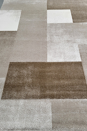 SQUARE piece carpet