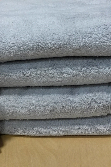 Luxurious towel EGERIA light grey