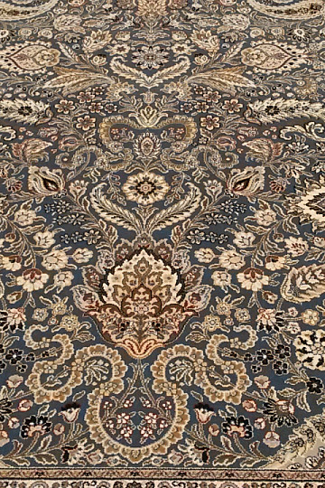 Luxury wool classic carpet ORIENT BLUE 901