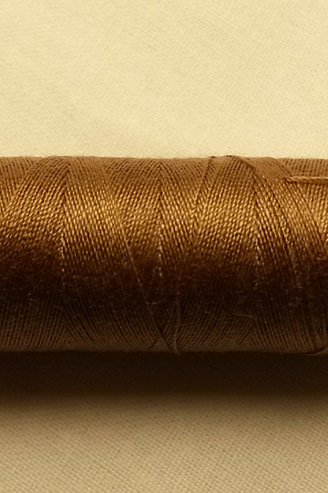 Brown sewing thread 200 m