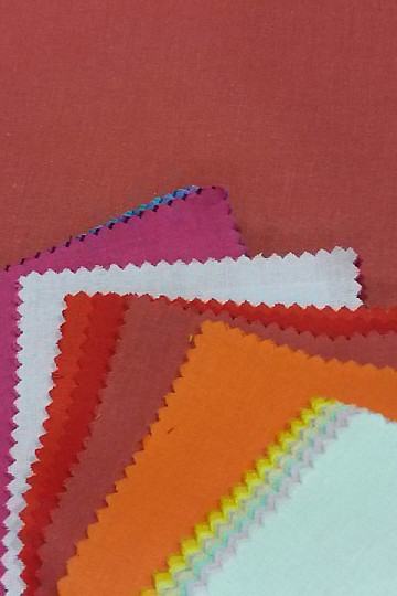 Cotton fabric UNI powdery red