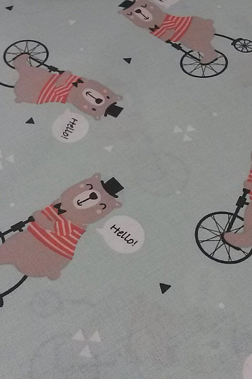 Cotton fabric TEDDY BEAR ON A WHEEL