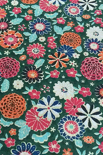 Cotton fabric MISAKI flowers green