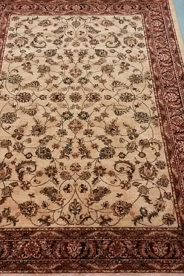 Luxurious woolen carpet ROYAL allover flower