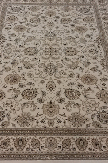 Woolen classic carpet ORIENT DIAMOND 7253/104