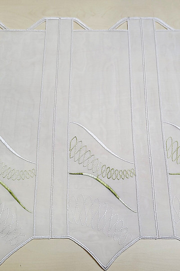 Luxurious woven short curtain