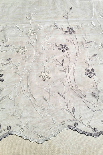 Modern embroidered curtain GERSTER 11443 white/beige