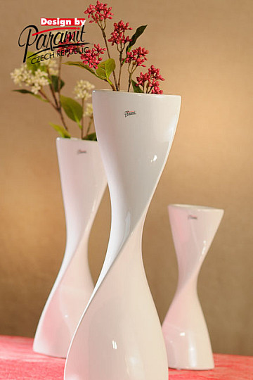 Beauty white vase