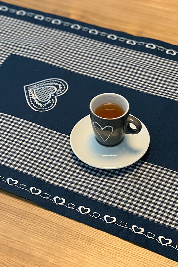 Embroidered tablecloths RUSTICALLY blue