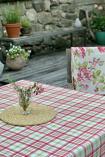 LAURA tablecloth - pink check