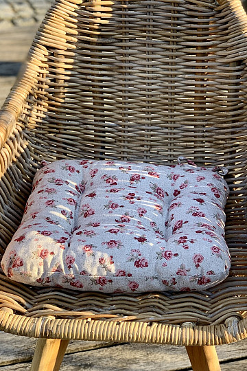 Chair cushions ROSES red