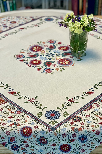 Tapestry tablecloth and scarf JURKOVIČ 1