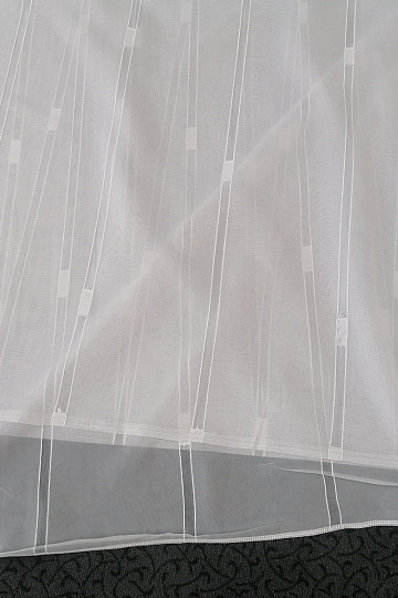Voial curtain white 109/300