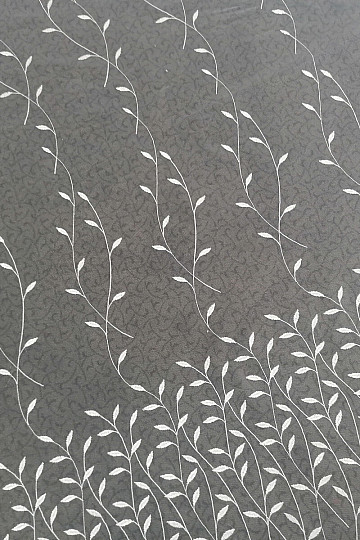 Embroidered curtain 527 white with petals