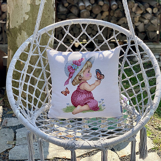 Tapestry pillowcase LITTLE GIRL