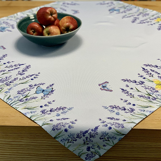 Purple lavender tablecloths and scarves with bow ties