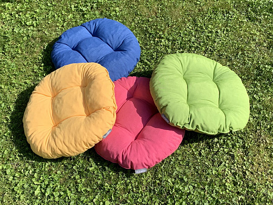 Cushions for round chairs