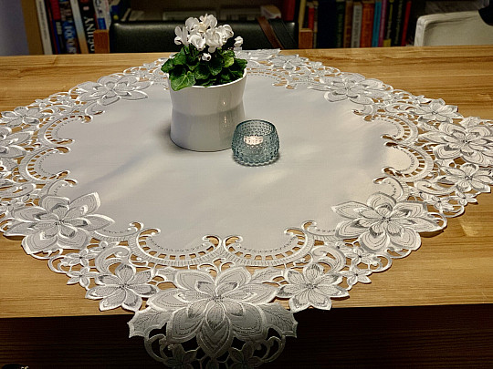 Embroidered Christmas tablecloth Silver Star