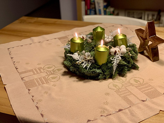 Embroidered salmon tablecloths and shawls