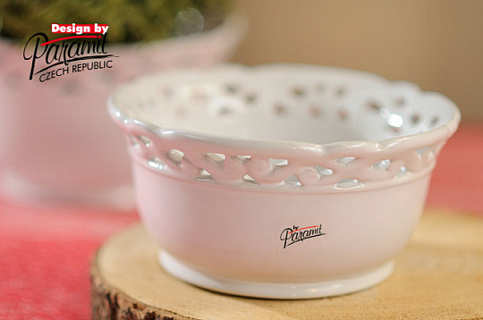 White lace bowl