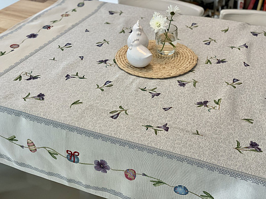 Tapestry tablecloth and scarf EASTER EGGS WITH VIOLET