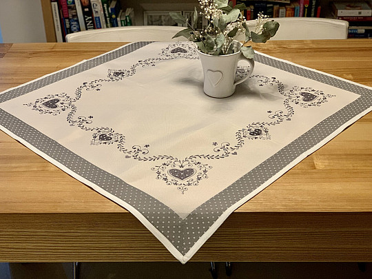 Embroidered tablecloth and scarf GRAY HEART