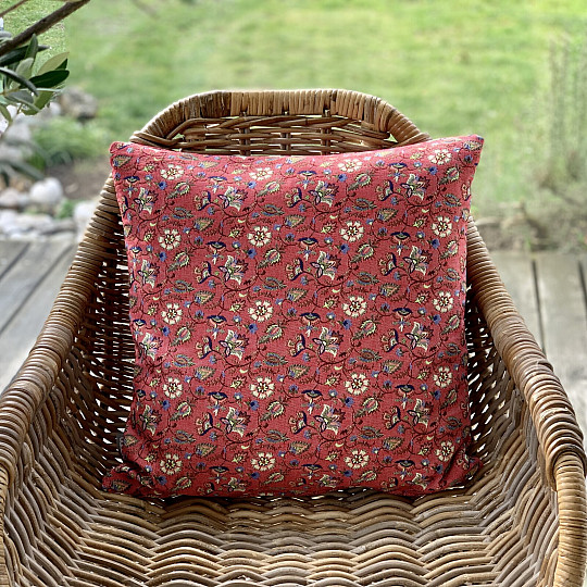 Tapestry cushion cover MALVARROSA RED