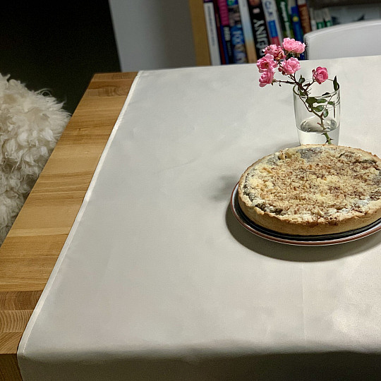 Plain tablecloth CREAM