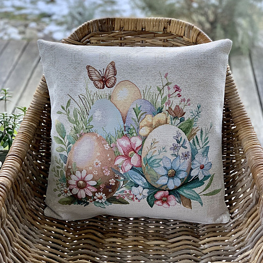 Easter decorative cover EGGS IN THE GRASS