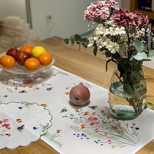 Embroidered tablecloth and scarf Meadow and bees